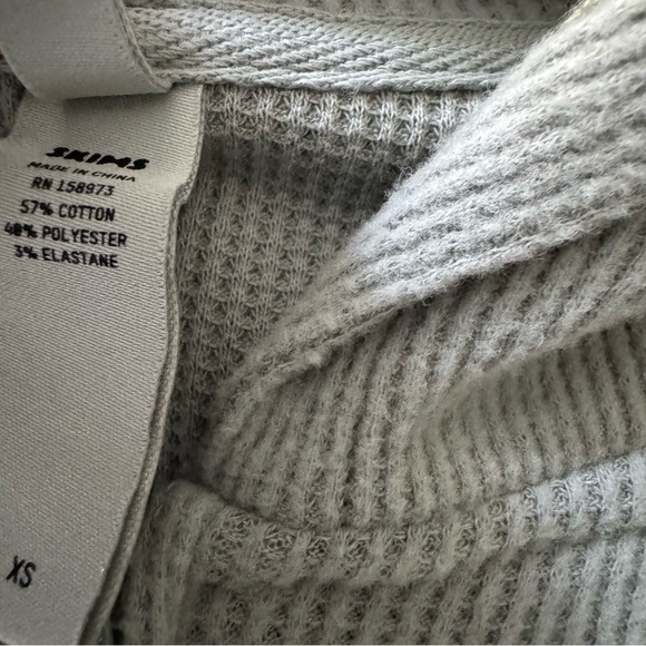 Skims Mineral Sage Green Waffle Zip Up Cropped Hoodie size XS - Picture 10 of 11